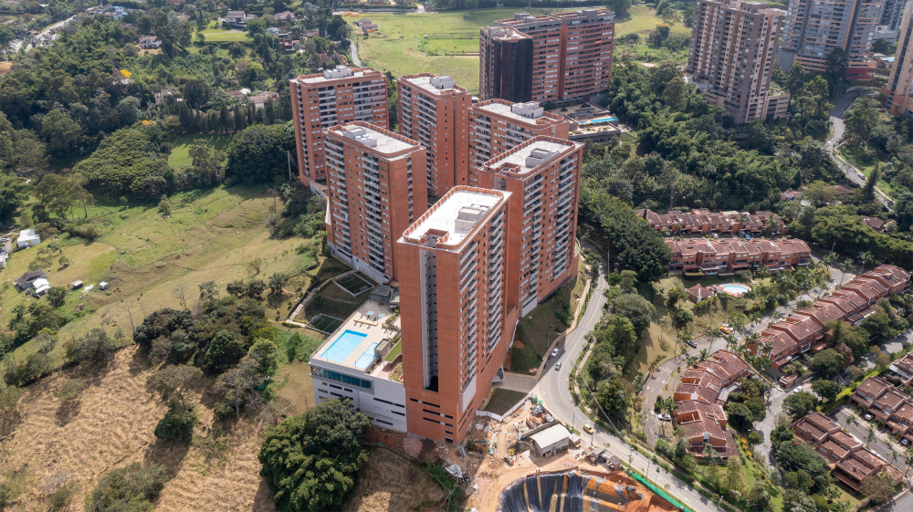 Vista aérea de Envigado – Biocity Grand Luxury